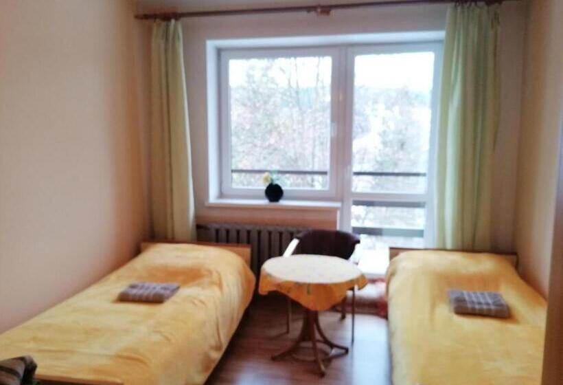 スタンダード４人部屋, Dom Honorat, Kamianna 70, 33 336