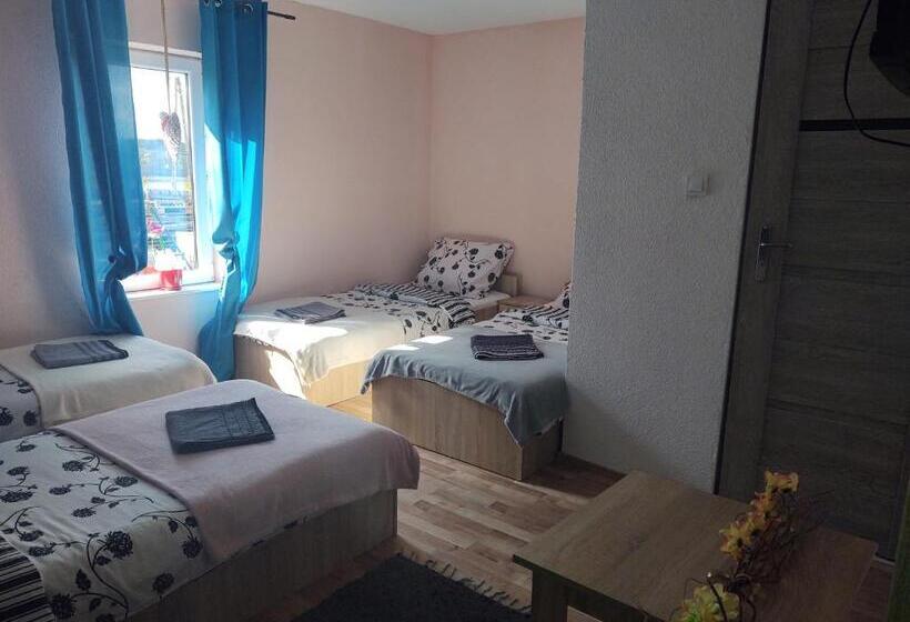 Четырехместный Номер Стандарт, Gościniec Mariola