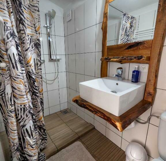 חדר סטנדרט לארבעה, Kwatera Karkonoska