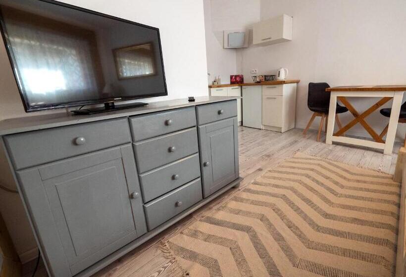 סטודיו דלוקס, Kwatera Karkonoska