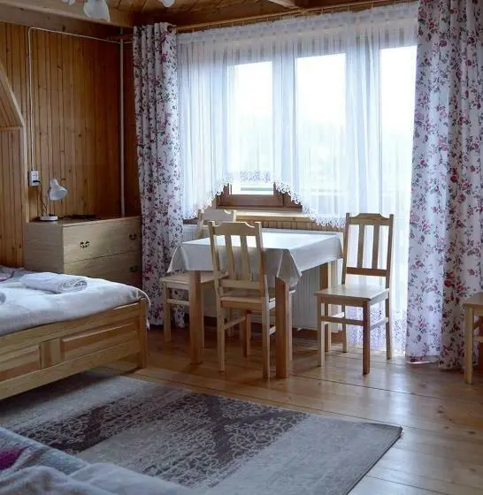 スタンダード４人部屋, Pokoje Gościnne U Marysi