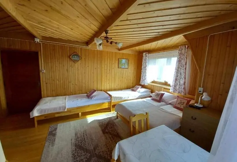 スタンダード４人部屋, Pokoje Gościnne U Marysi