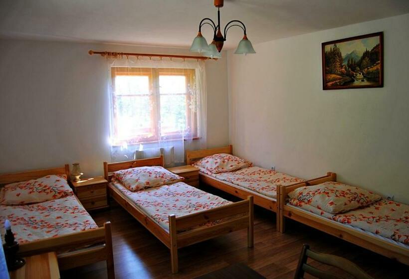 スタンダード4人部屋, Sudecka Chata