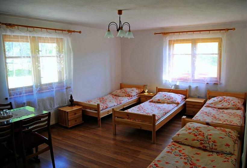 スタンダード4人部屋, Sudecka Chata