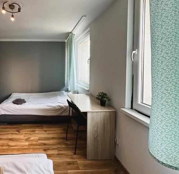 اتاق استاندارد, Kwadrat B&b Spiechowicza