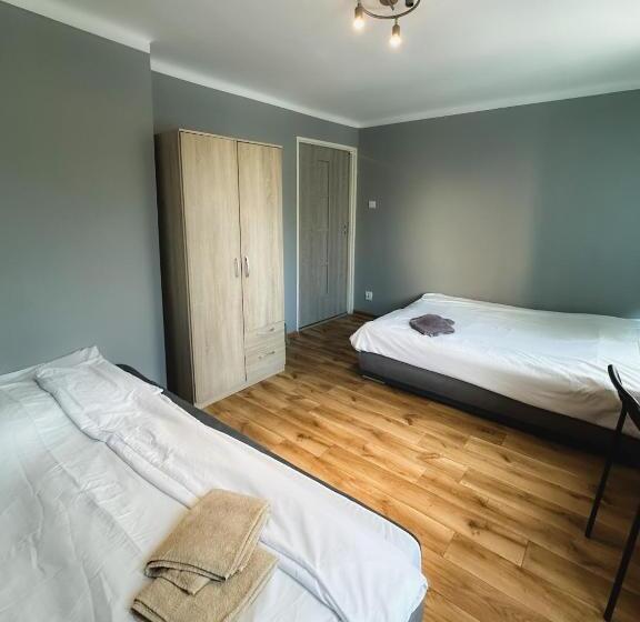 اتاق استاندارد, Kwadrat B&b Spiechowicza