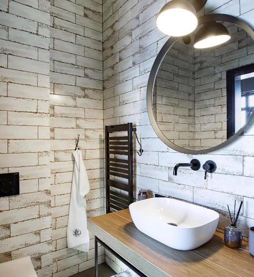 带1个卧室的带阳台的公寓, Bieszczadzka Stodoła