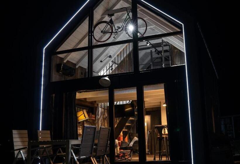 一居室高级别墅, Bieszczadzka Stodoła