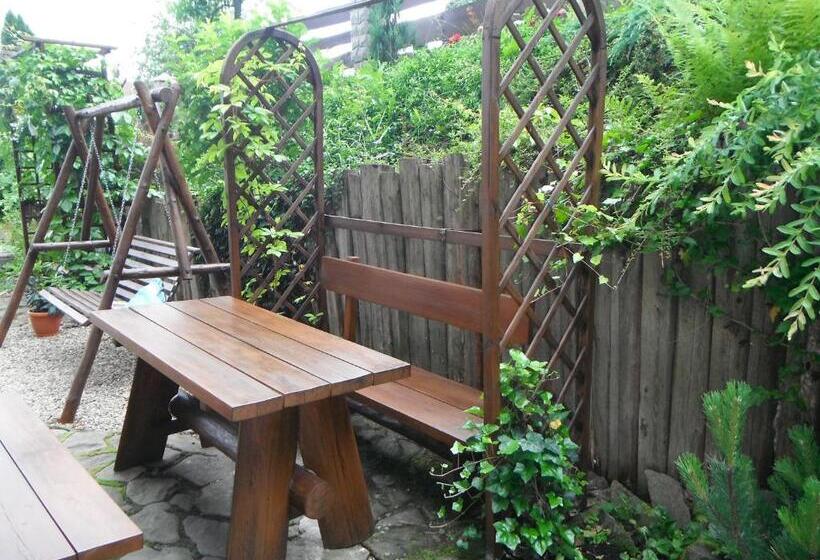 标准三人间, Dom Gościnny Dudek