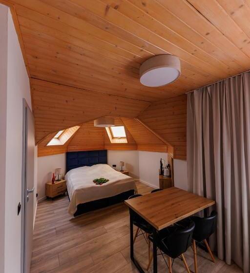 四人标准间, Pokoje Marta