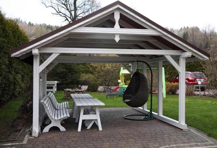 חדר סטנדרט לארבעה, Pokoje Marta