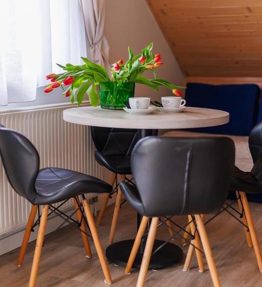 バルコニー付スタンダード４ベッドルーム, Pokoje Marta