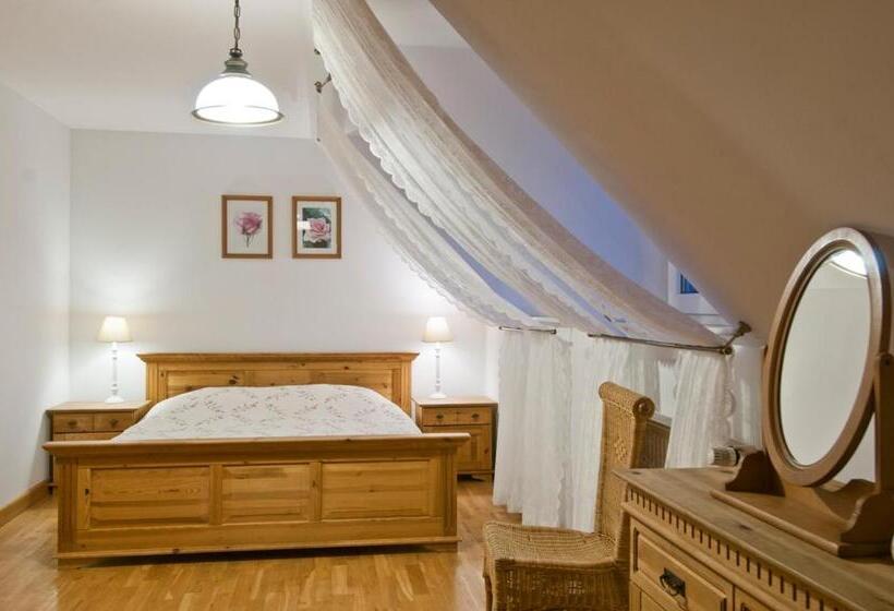 침실 3개 아파트, Pokoje Pinokio