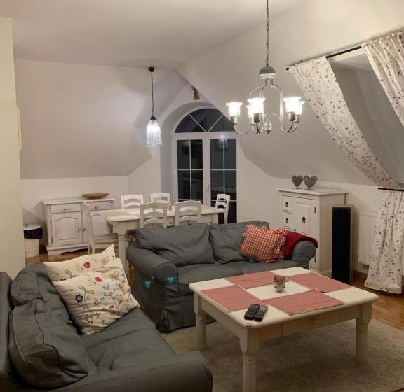 침실 3개 아파트, Pokoje Pinokio