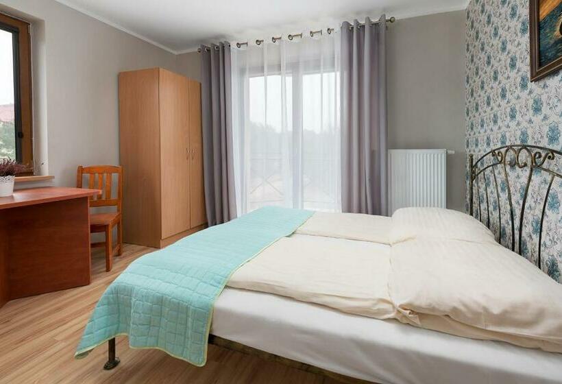 Номер Стандарт, Willa Octavia