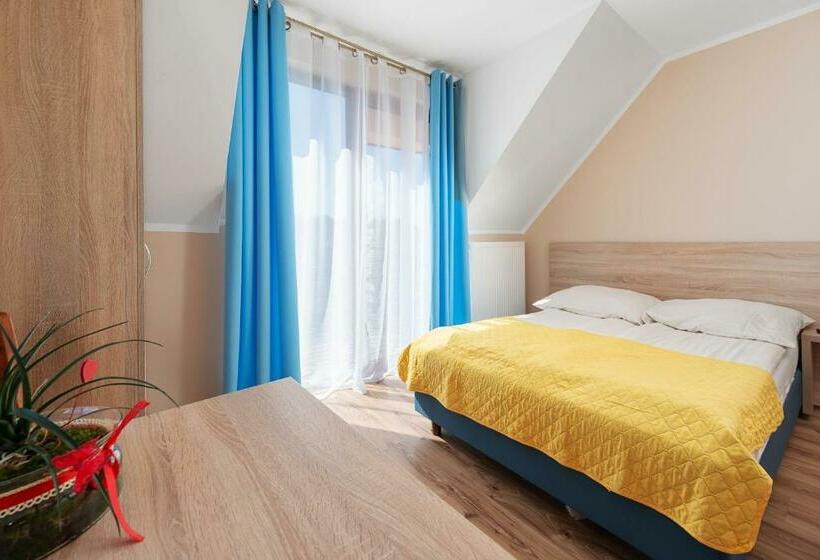 Номер Стандарт, Willa Octavia