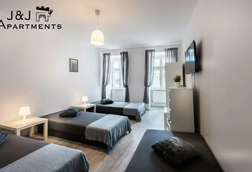 スタンダード４人部屋, J&j Apartments łazienna 30 Pokoje Na Wynajem