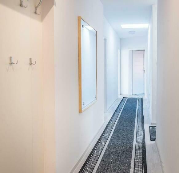 اتاق استاندارد سه نفره, J&j Apartments łazienna 30 Pokoje Na Wynajem