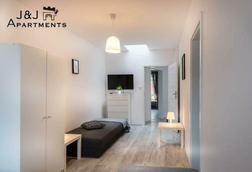 اتاق استاندارد سه نفره, J&j Apartments łazienna 30 Pokoje Na Wynajem