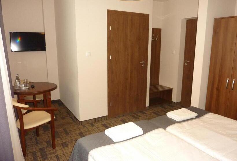 חדר סטנדרט, Centrum Promocji Leśnictwa W Mucznem