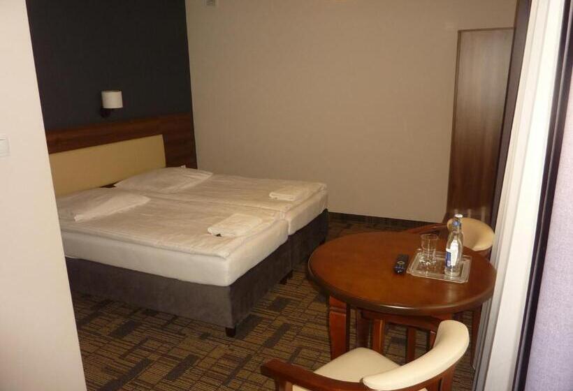 חדר סטנדרט, Centrum Promocji Leśnictwa W Mucznem