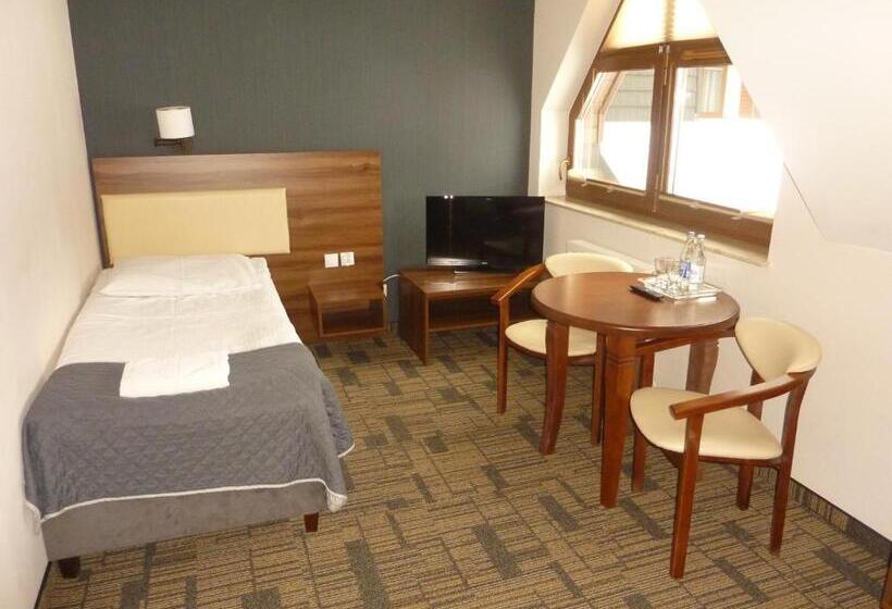 חדר סטנדרט, Centrum Promocji Leśnictwa W Mucznem