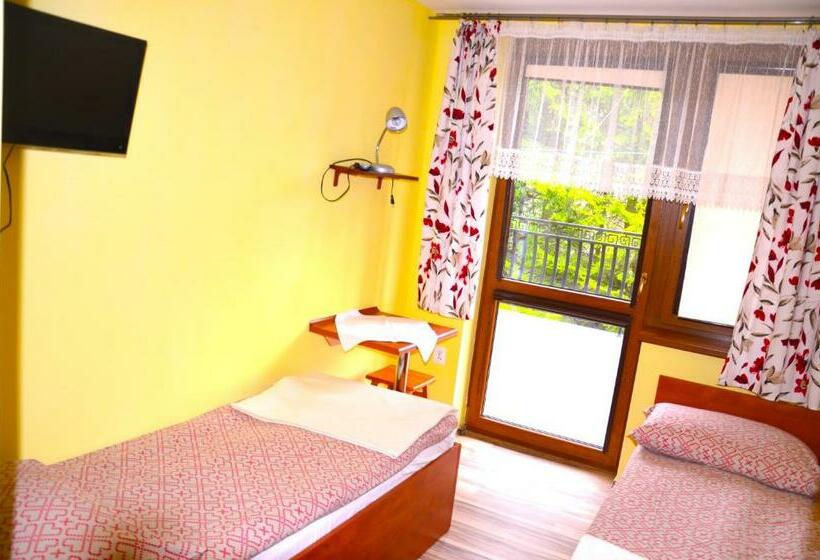 Номер Стандарт, Ośrodek Wypoczynkowo Szkoleniowy Halny