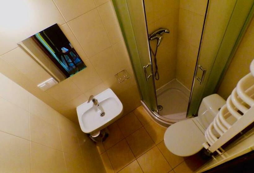 Номер Стандарт, Ośrodek Wypoczynkowo Szkoleniowy Halny