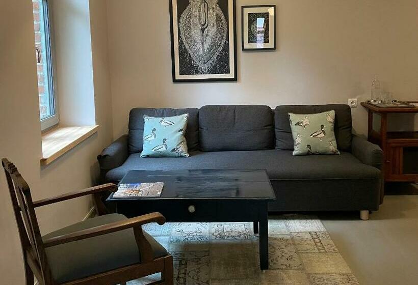 ２ベッドルームアパートメント, Uroczysko Gryżyna