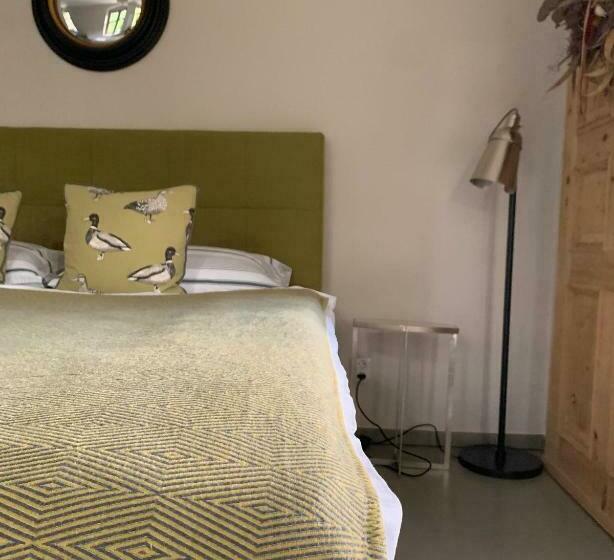 ２ベッドルームアパートメント, Uroczysko Gryżyna