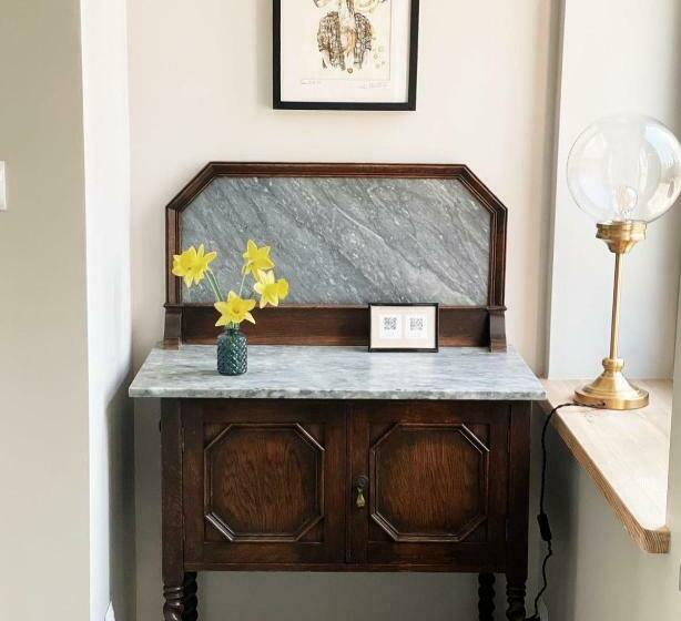 ２ベッドルームアパートメント, Uroczysko Gryżyna