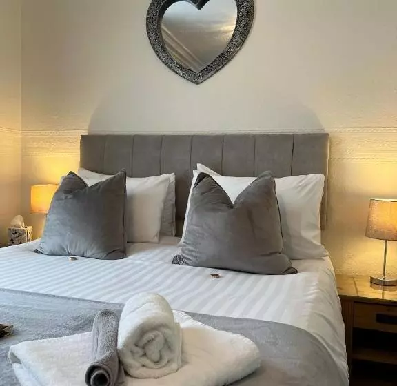 ファミリールーム, Abbey House B & B