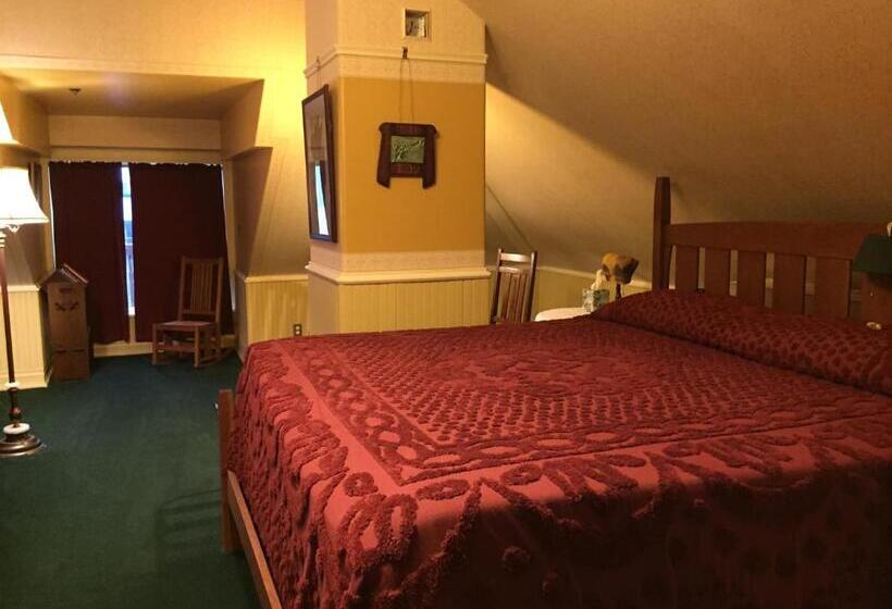 חדר דחוקס עם מיטת קינג, Alaska's Capital Inn Bed And Breakfast