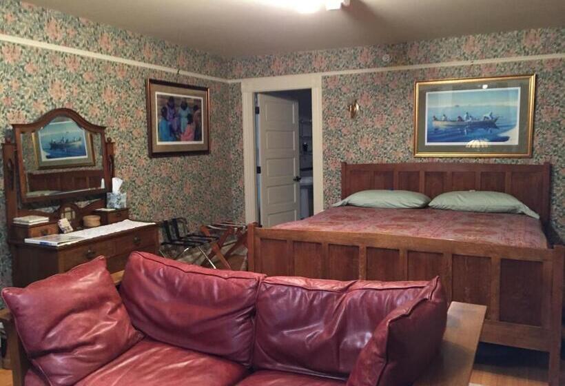 חדר סטנדרט עם מיטת קינג, Alaska's Capital Inn Bed And Breakfast