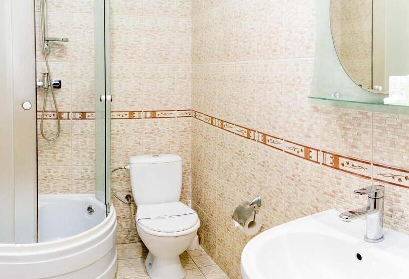 חדר אקונומי, Korona