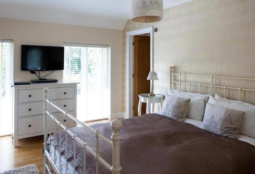 スタンダードトリプルルーム, Birch House Bed & Breakfast