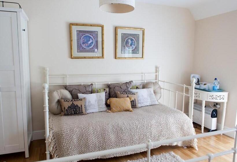 Номер Стандарт Трехместный, Birch House Bed & Breakfast