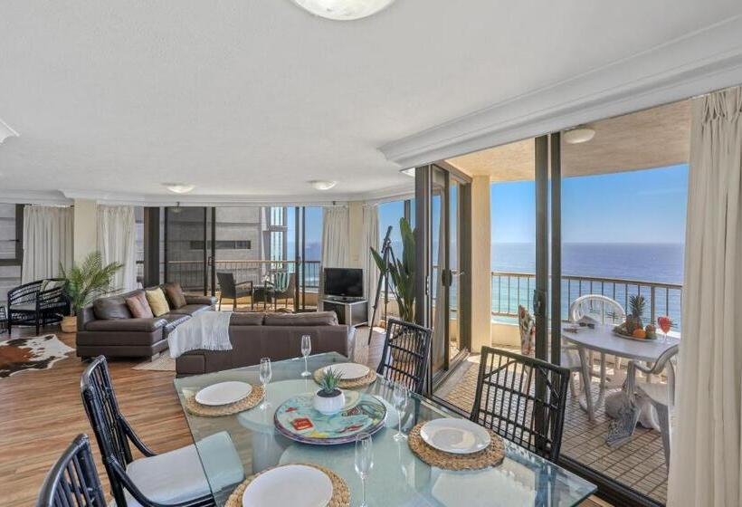 Апартаменты 3 Спальни Вид на Море, Boulevard North Holiday Apartments