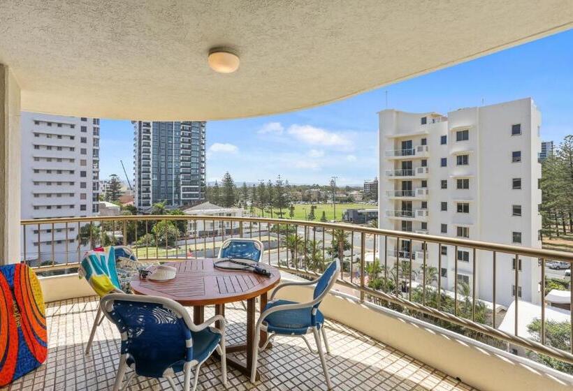 דירת 2 חדרי שינה בצד עם נוף לים, Boulevard North Holiday Apartments