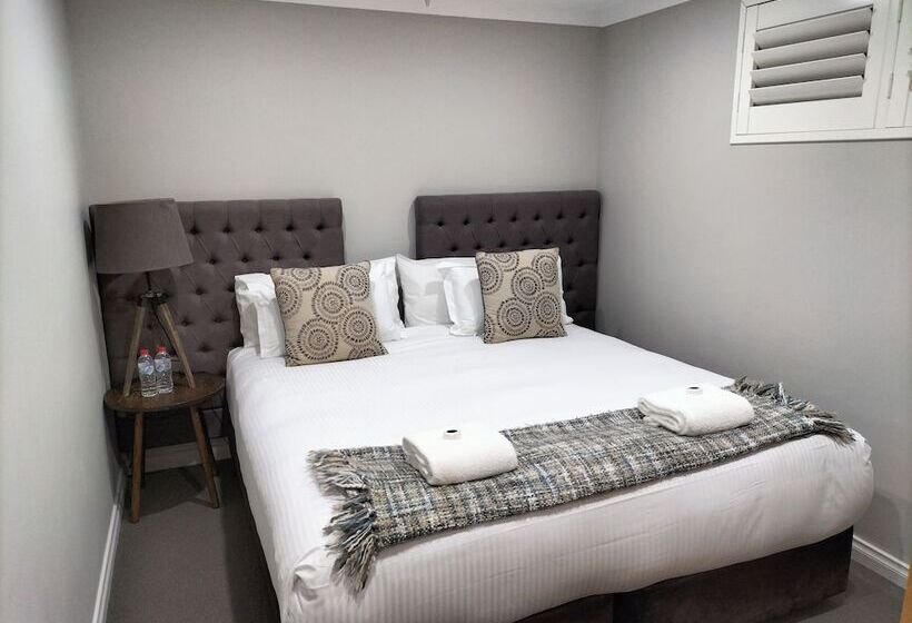 Family Suite, De Russie Boutique