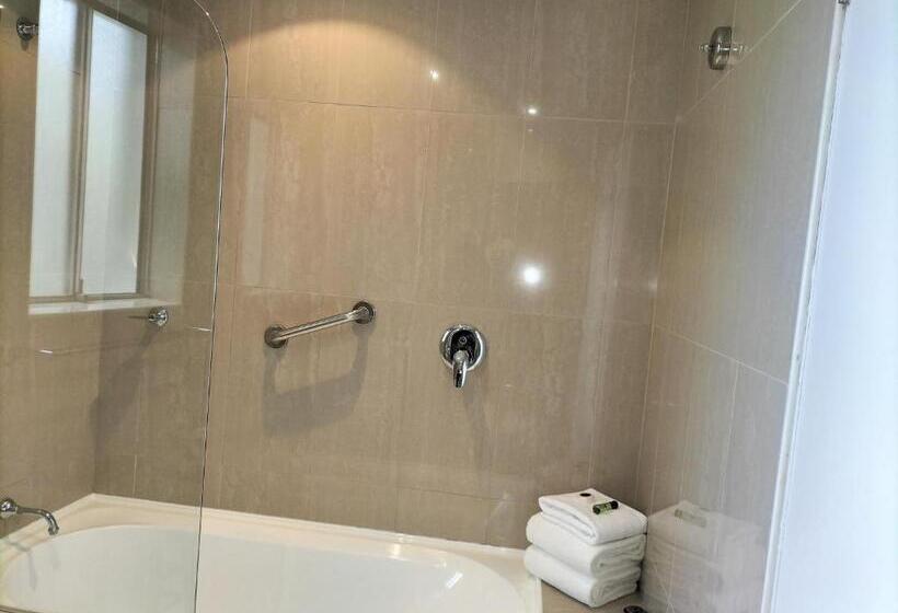 Family Suite, De Russie Boutique