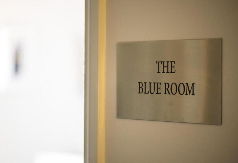 سوئیت پرزیدنت, De Russie Boutique