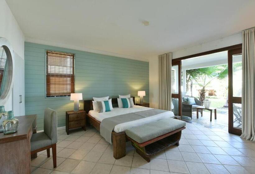 Полулюкс Вид на Море, Constance Sakoa Boutik