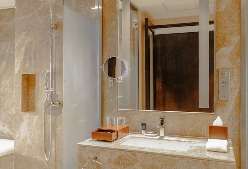 غرفه قياسيه سريرين مزدوجين, Four Points By Sheraton Qingdao, West Coast