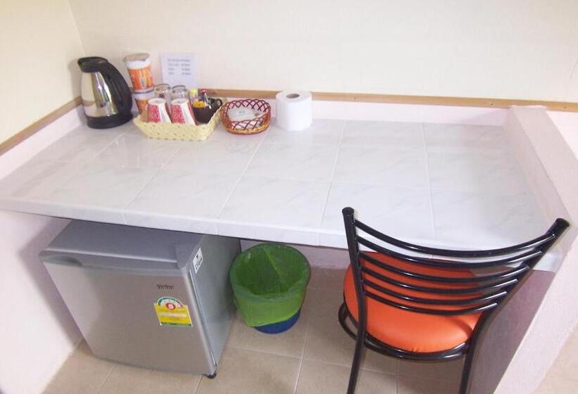 חדר סטנדרט עם מיטת קינג, Phuket Airport Overnight