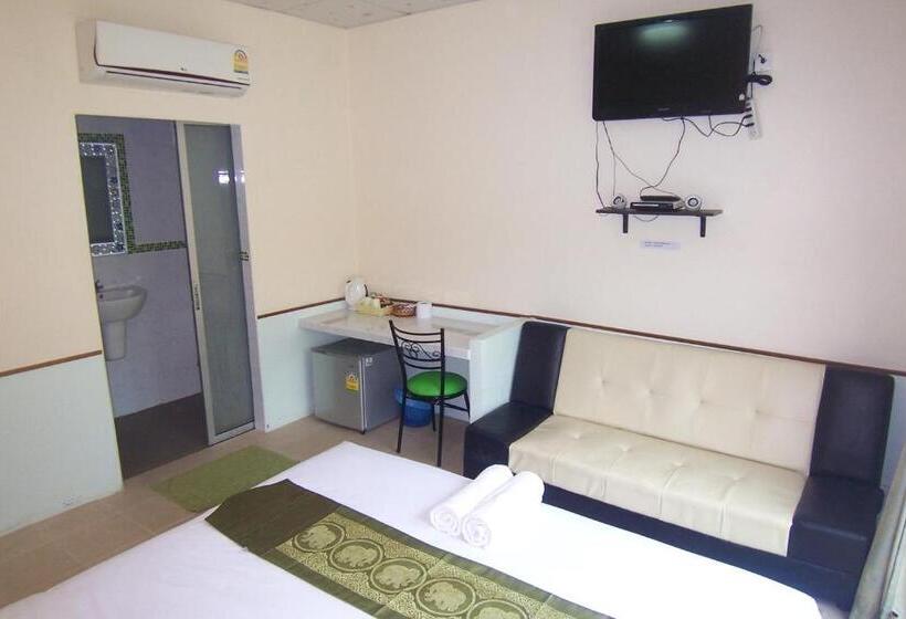 חדר סטנדרט עם מיטת קינג, Phuket Airport Overnight