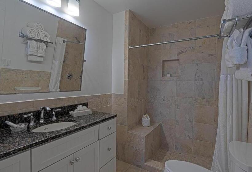 شقة غرفة واحدة مزودة بتراس, Sea Crest Resort