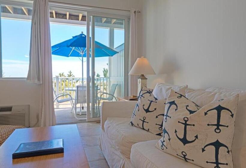 Апартаменты 1 Спальня с Террасой, Sea Crest Resort