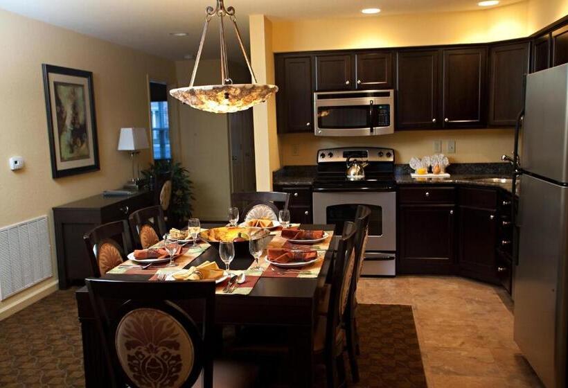 ２ベッドルームアパートメント, The Colonies At Williamsburg