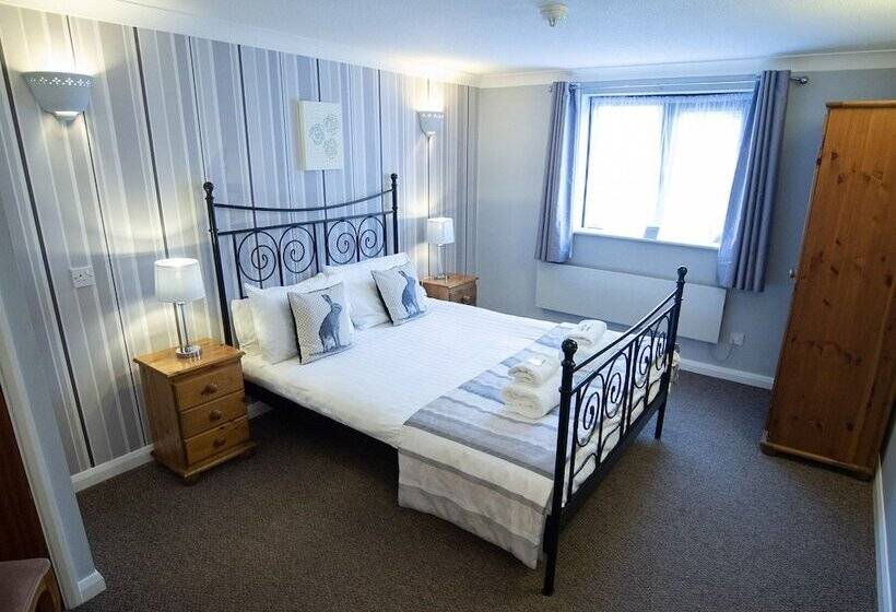 חדר סטנדרט, The Heath Inn